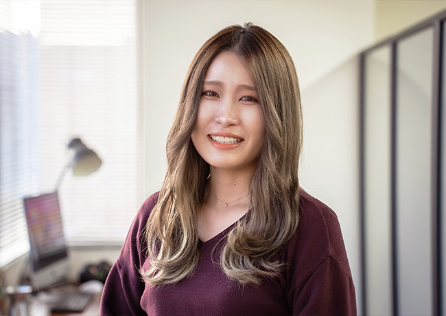 小林絢音
