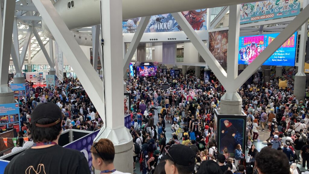 Anime Expo2026の会場内の様子。今年も多くのアニメファンで会場が賑わっている。