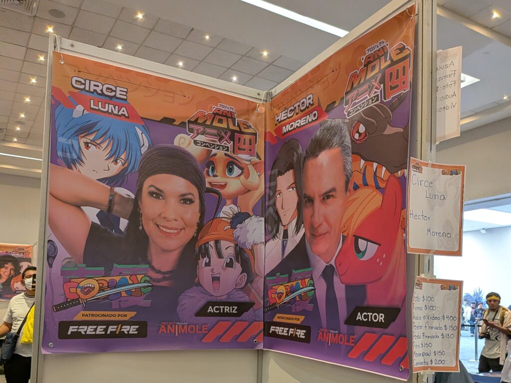 アニモレのゲスト声優ブース。メキシコ版吹き替え声優Circe LunaさんとHéctor Morenoさんのサイン会案内パネル